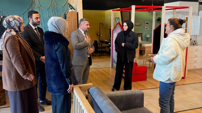 Çayırova’da Anahtar Parti’den Esnaf Ziyaretleri Sürüyor